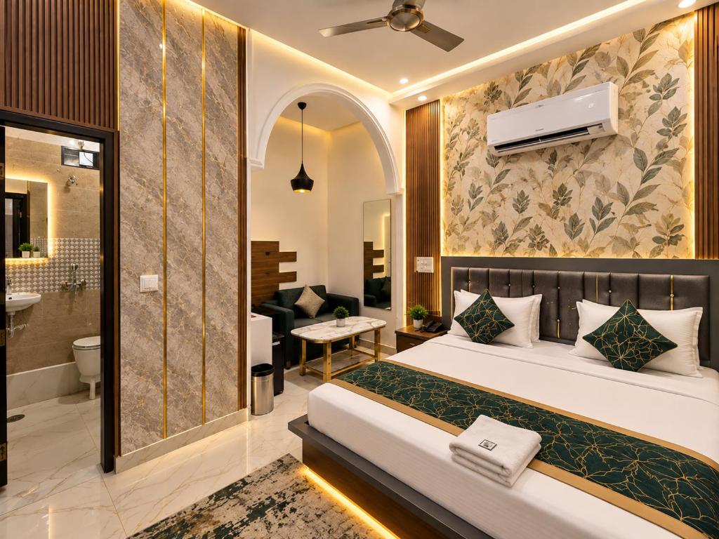 تصویر اتاق‌های Hotel Royal Bellmont Near Delhi Airport- Free Airport Pickup & Drop - تصویر ۲