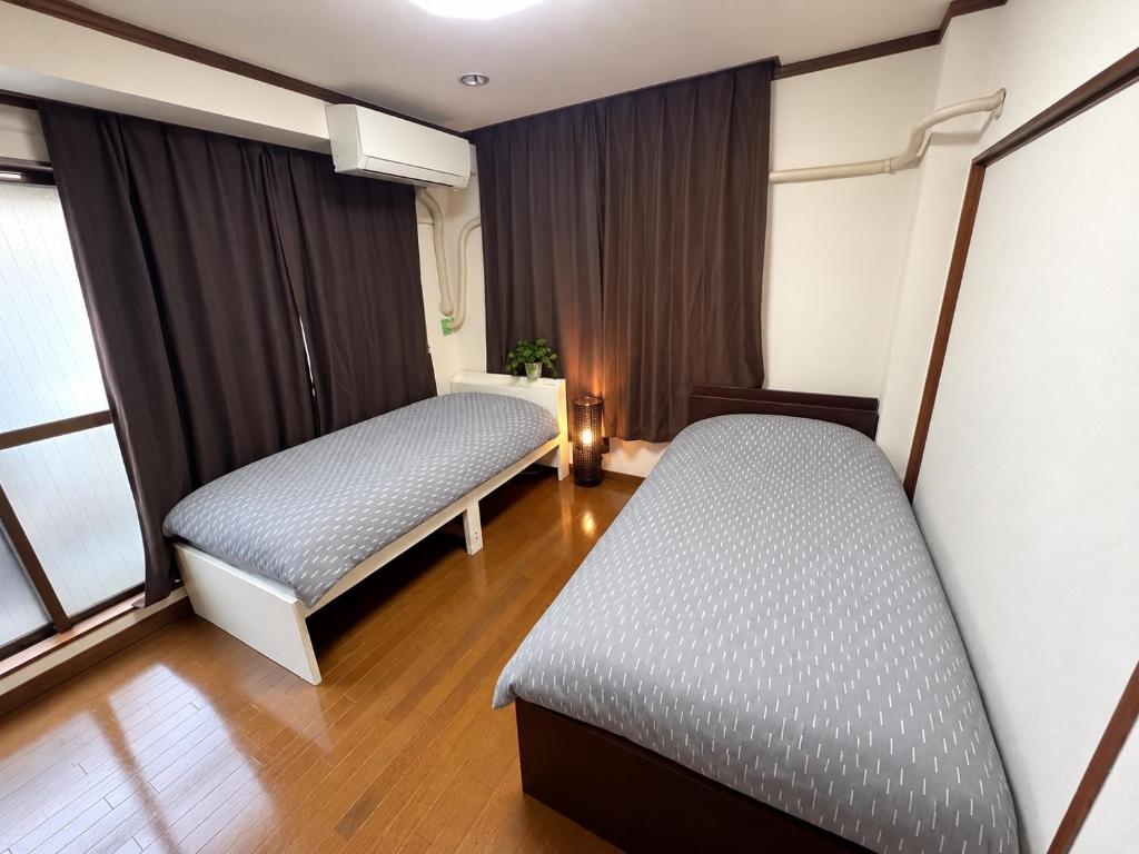 Tokyo House2 Best location in JUJO 2minutes walk to JR Jujo station