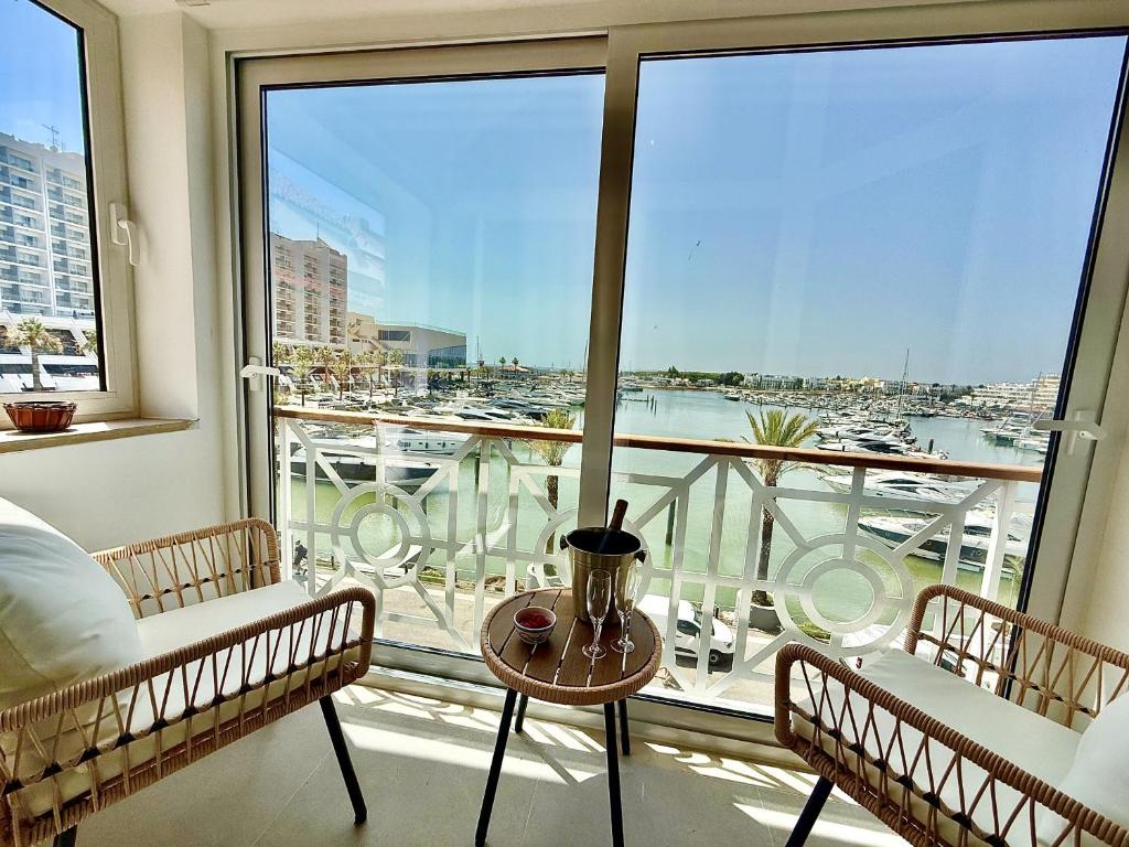 Vilamoura Bright Marina View by Homing