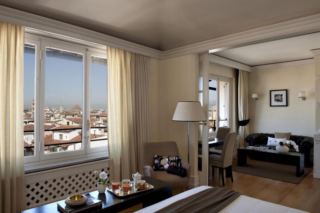 
Suite with City View
