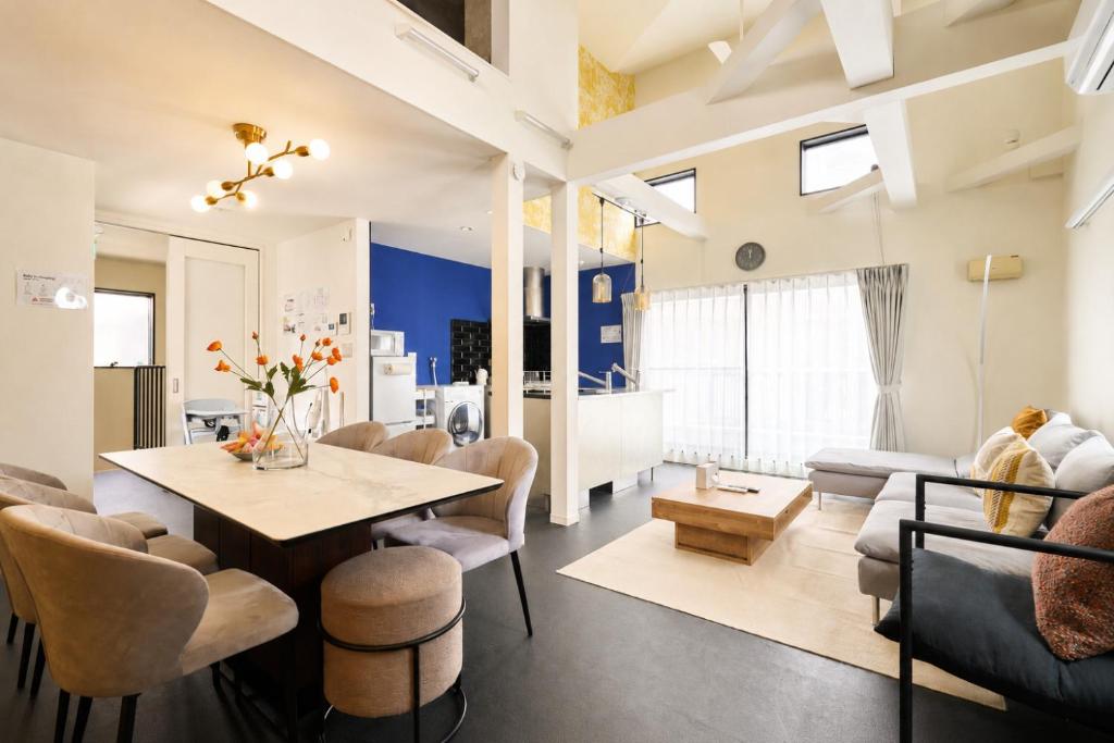 Luxury Tokyo Villa 102 sqm, Free Parking, 8 Min to Station, Near Skytree,3BR