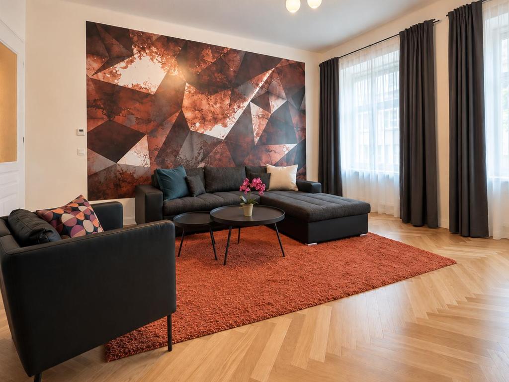 Stylish Apt for 4 near MuseumsQuartier Metro U2 & U3