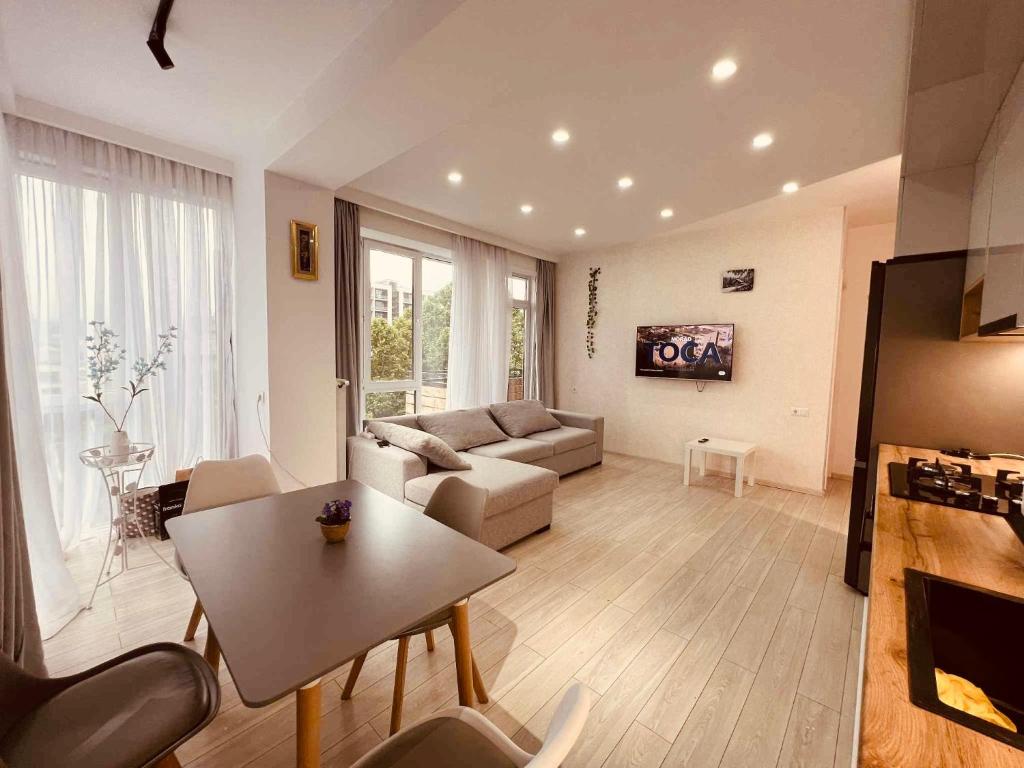 امکانات Sunny Panorama Apartment Central Tbilisi - تصویر ۴