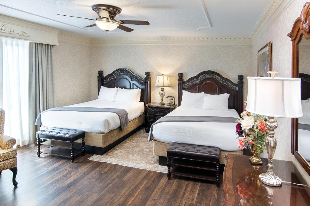Fulton Steamboat Inn - 