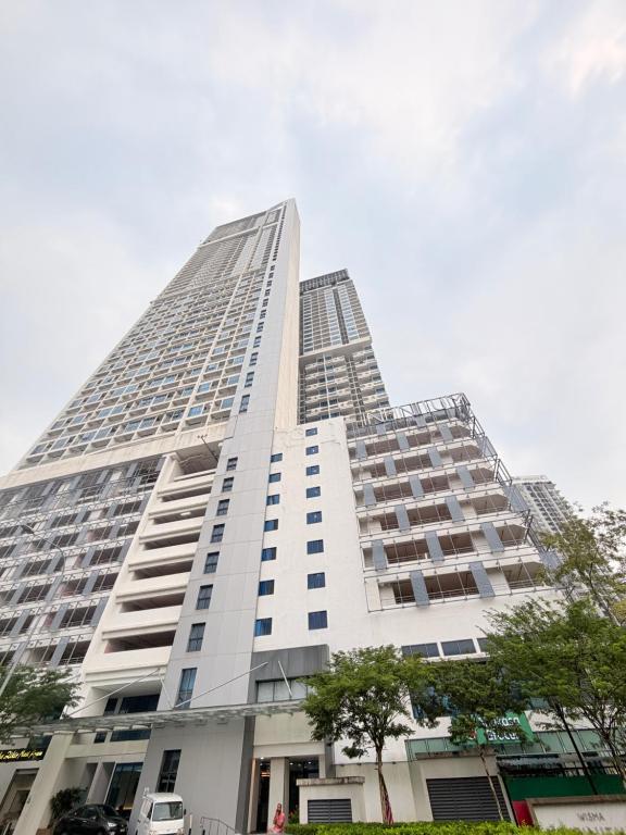Colony Infinitum KLCC Sky Pool By JK Group در کوالالامپور