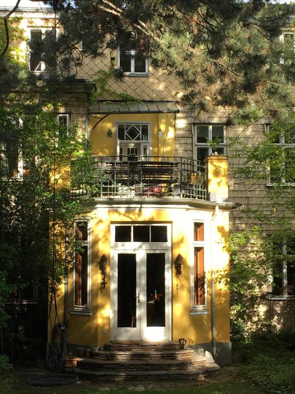 Geräumige Garten-Wohnung bei Schönbrunn ab 1 Woche