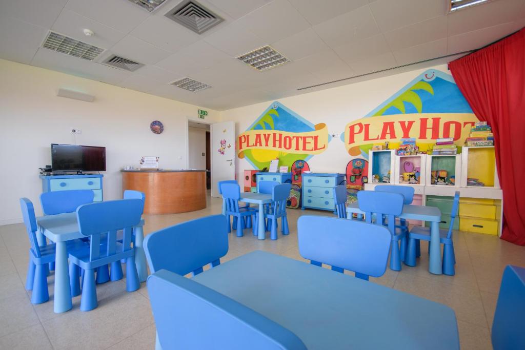 Club infantil en Oasis Salinas Sea