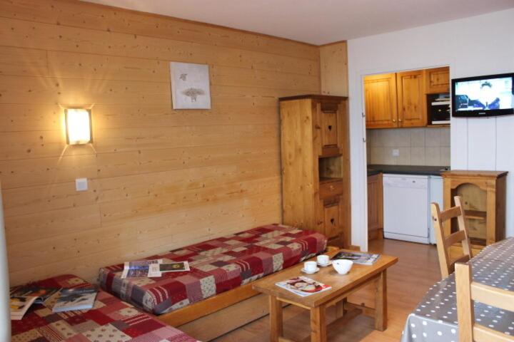 Résidence Olympic - VAL THORENS 2 PIECES 4 PERSONNES FACE AU SUD ET AUX PISTES MAE-8744
