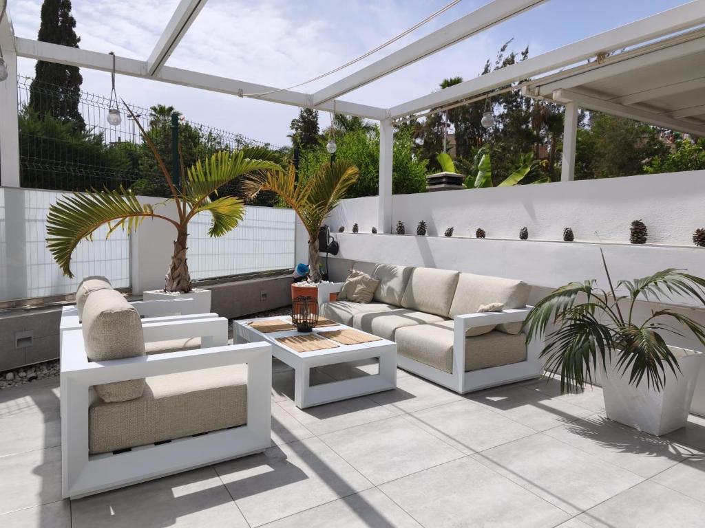 Palm & Sun Family Villa