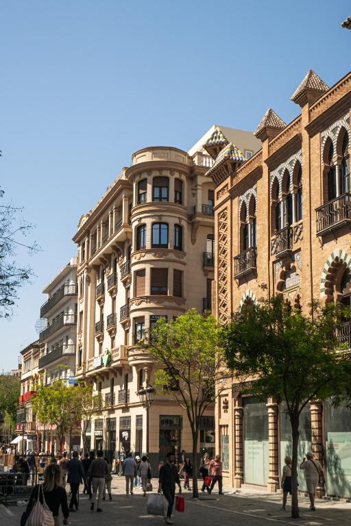 Betis Suites - La Campana
