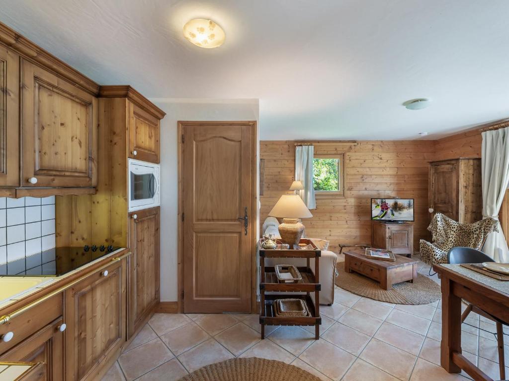 Appartement lumineux avec terrasse sud, proche pistes, parking
