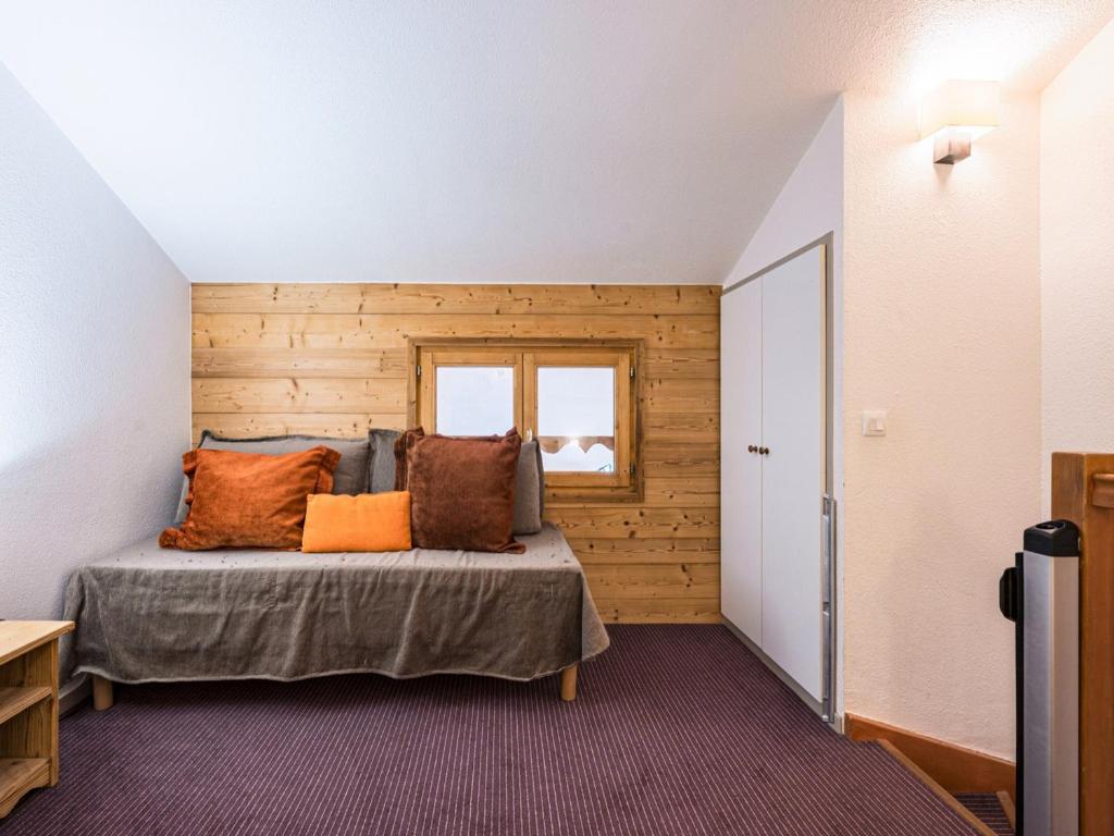 Studio avec mezzanine, balcon, parking proche pistes Val-d'Isère – photo 2