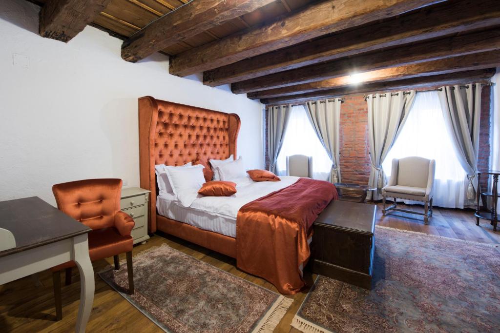 
Apartment - Ground Floor
