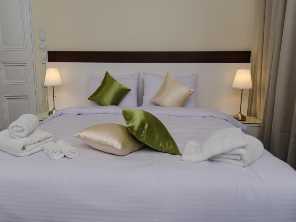 Postel nebo postele na pokoji v ubytování Grand Agor Hotel Cairo