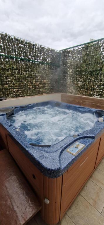 Apartment BellaVista with pool and beach