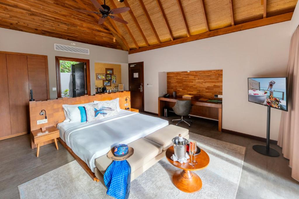Fushifaru Maldives - View 35