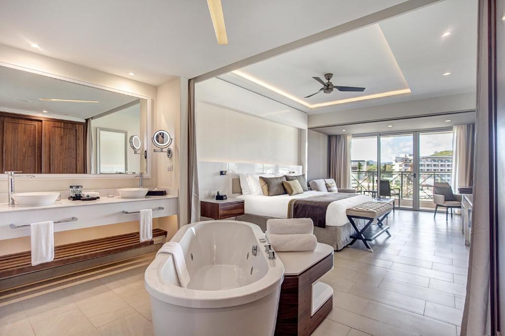 Royalton Saint Lucia, An Autograph Collection All-Inclusive Resort - 豪华家庭套房海景钻石俱乐部