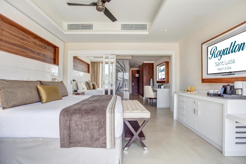 Royalton Saint Lucia, An Autograph Collection All-Inclusive Resort - 豪华初级套房海景