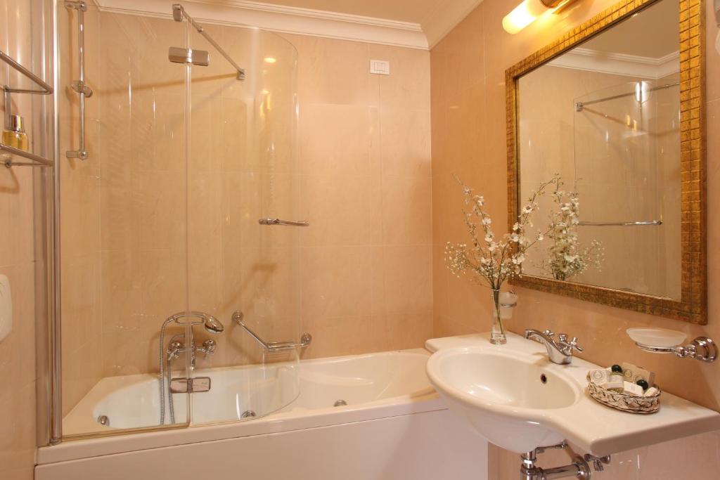 Koupelna v ubytování Hotel Villa Glori