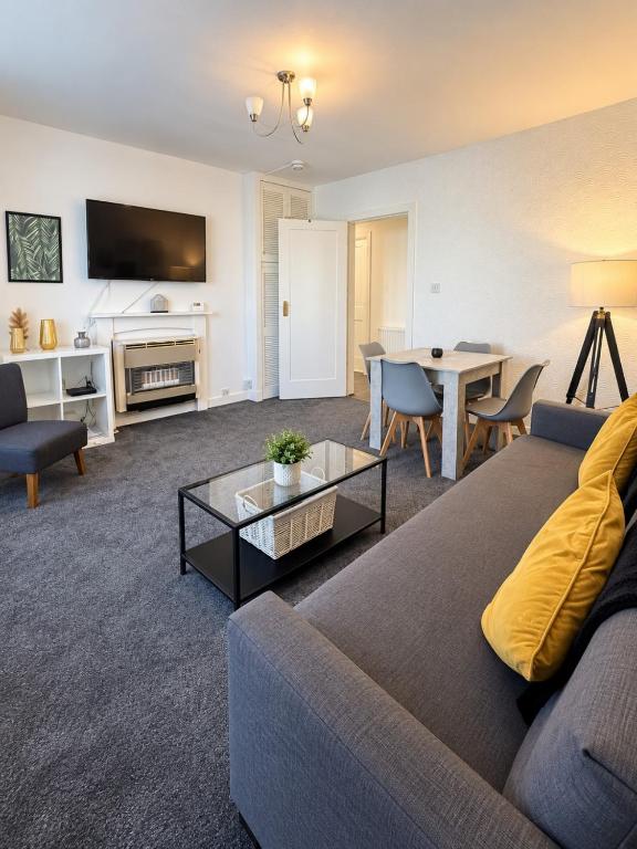 Trident Apartment - Housity