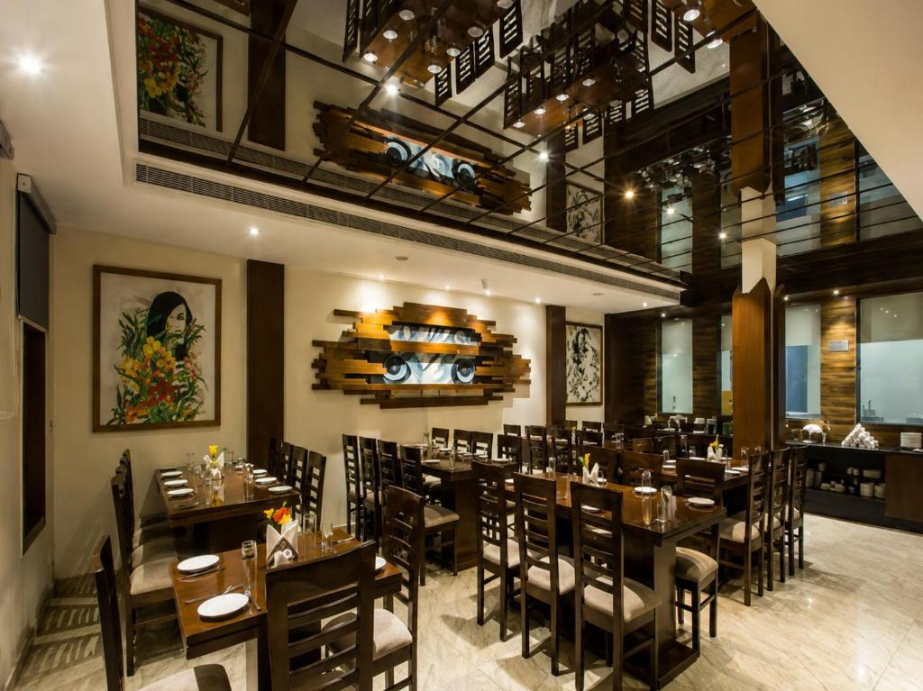 امکانات Hotel The West End IGI Airport - تصویر ۴