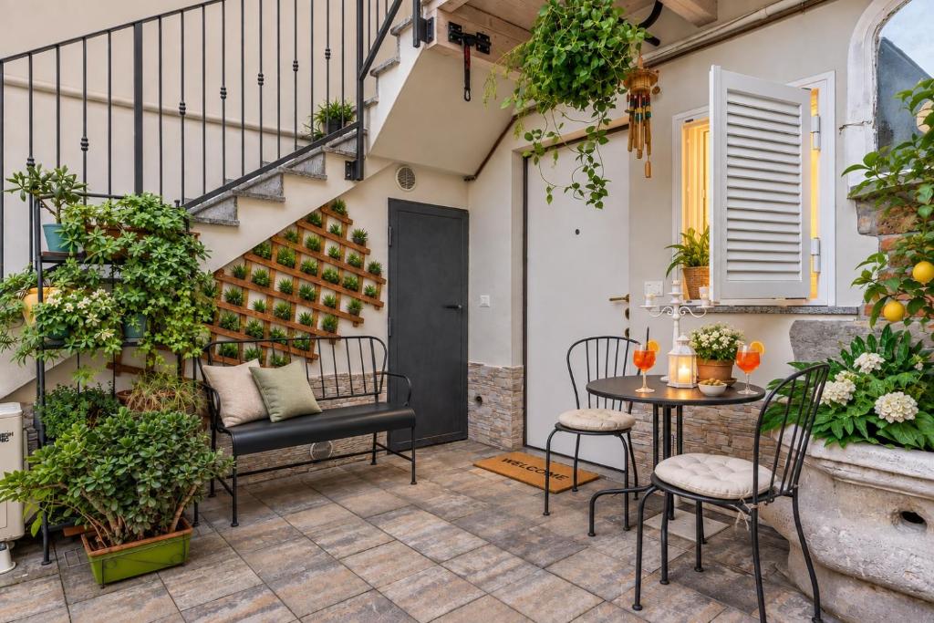 Aura Milanese Milano