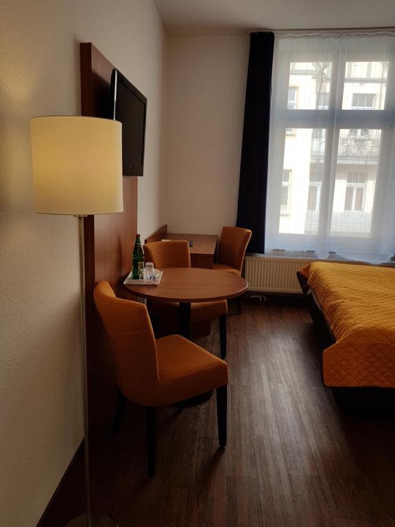 Posezení v ubytování Hotel Amber Altstadt