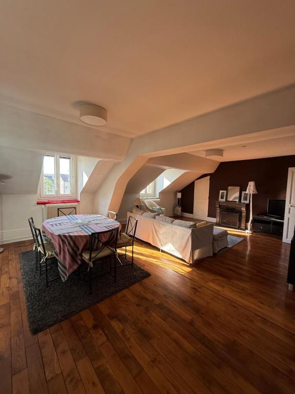 Le Drapeau-107m2-6 couchages-Familial-Tram-Groupe