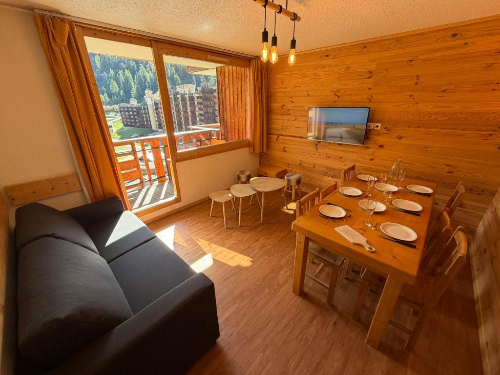 Appartement 6 personnes Skis aux pieds Piscine chauffée La Plagne Bellecôte