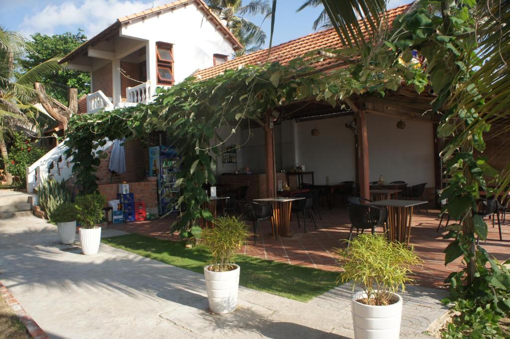 Zahrada ubytování Phu Quoc Kim - Bungalow On The Beach