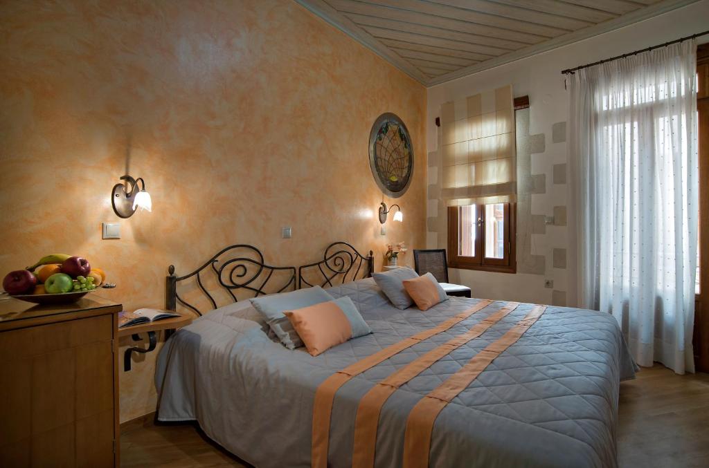 Ionas Boutique Hotel - 2