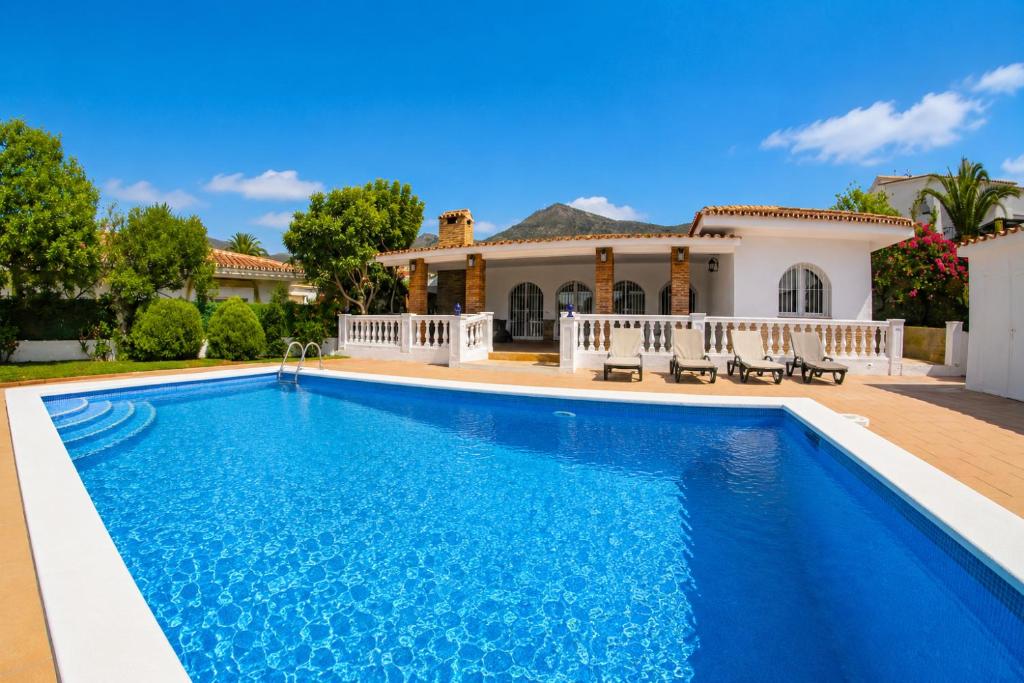 Villa Yanna