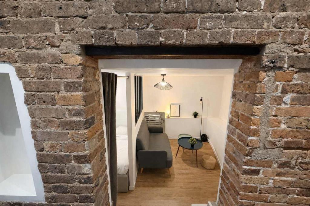 Paris 3eme Studio Renove Emplacement Ideal - 2P