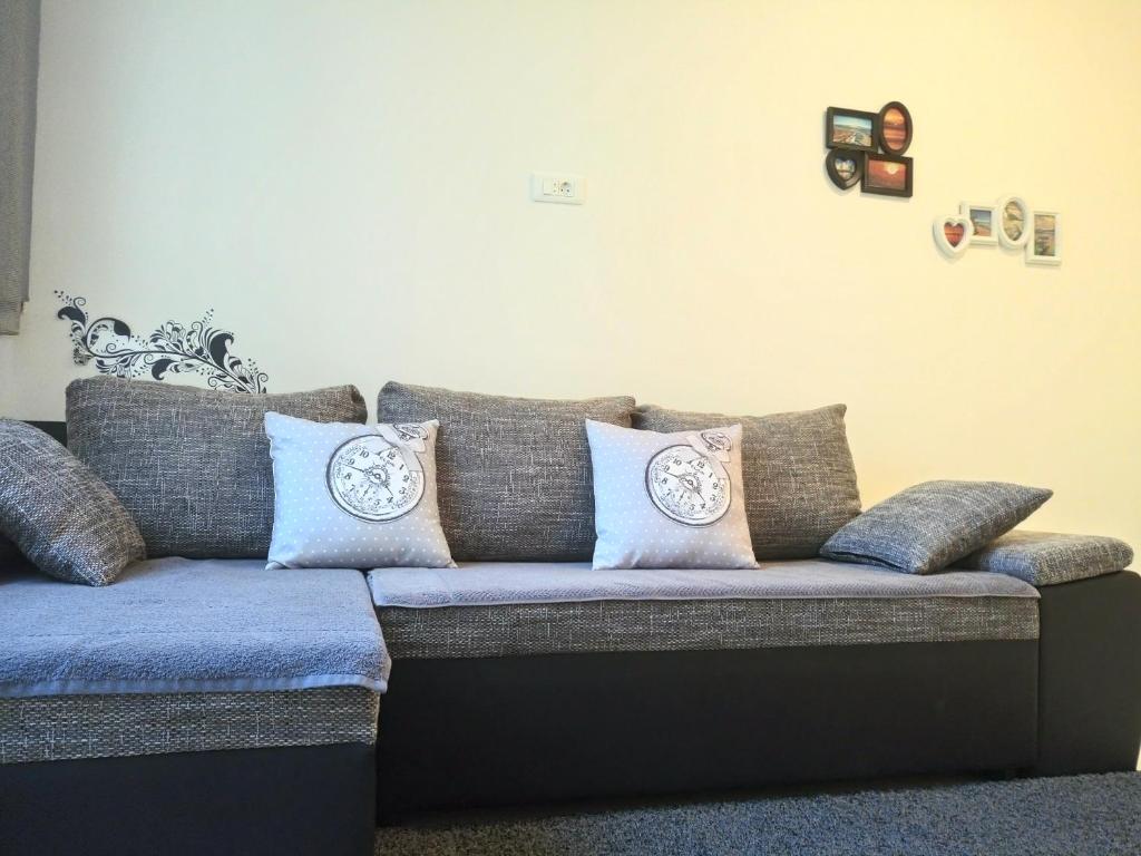 Posedenie v ubytovaní Petra apartment