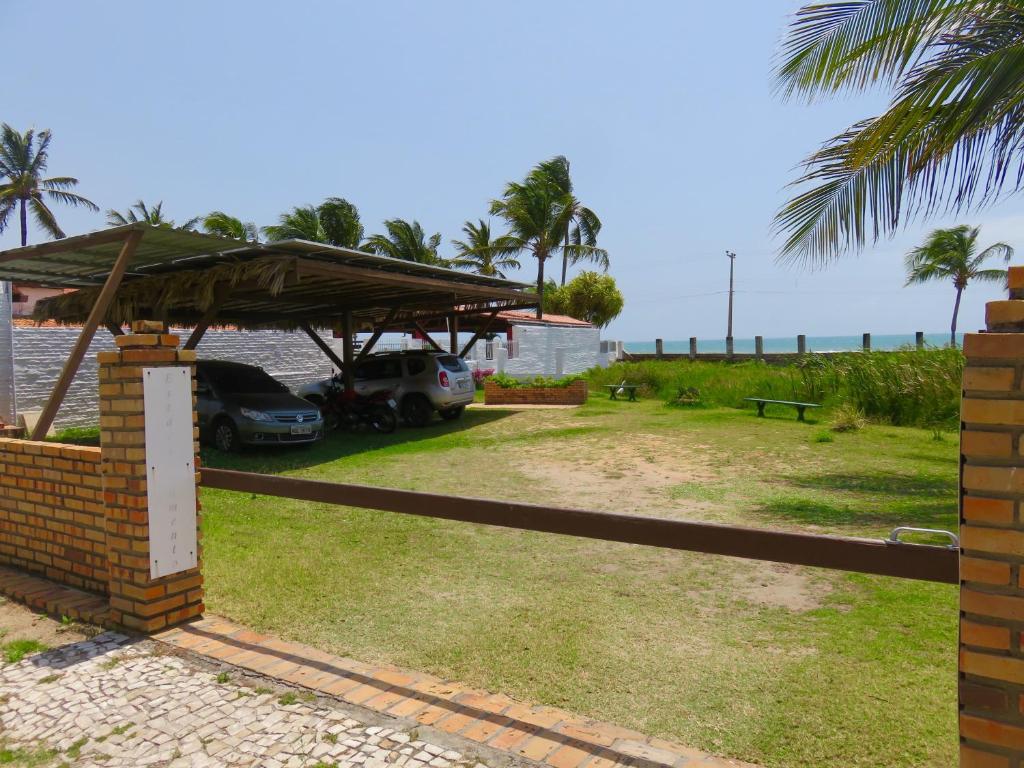  Red House Pousada