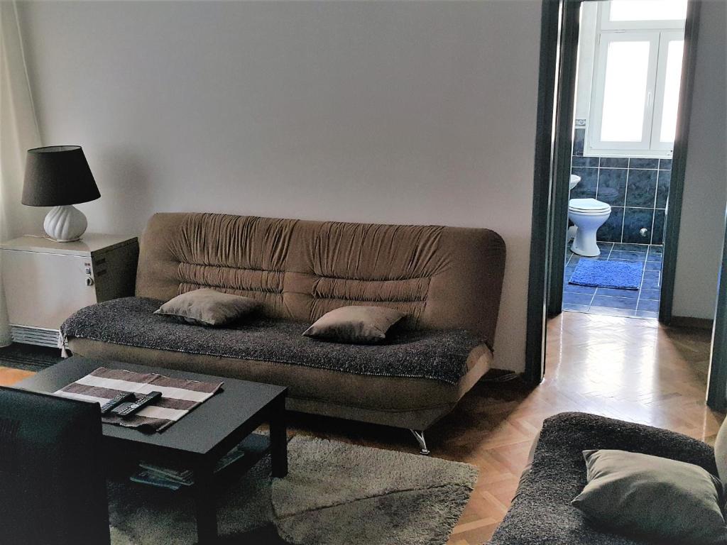 Centre Point Apartment - 19