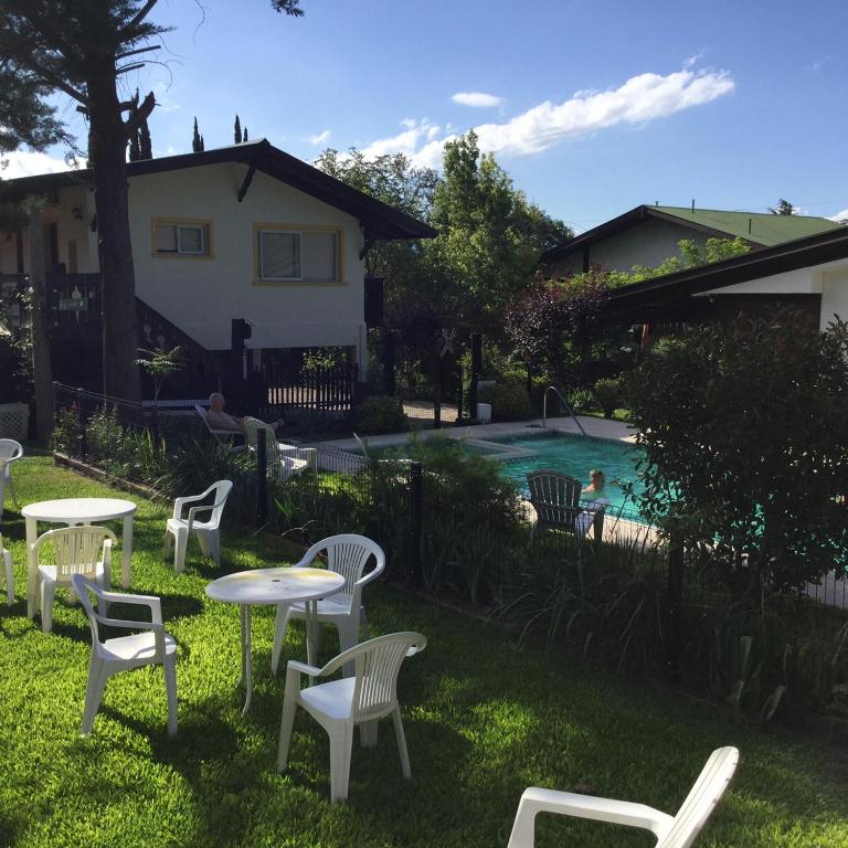 Bazén v ubytování Bad-wiessee Apart Hotel & Spa nebo v jeho okolí