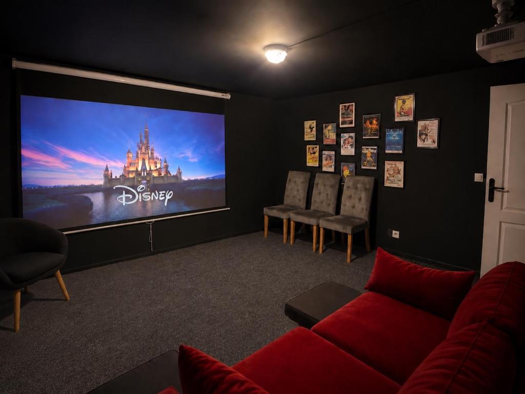 Maison avec salle cinéma proche Europa-Park & Strasbourg