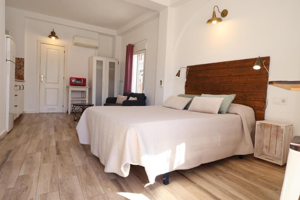 Galicia B - Renovated Studio in the Heart of Arroyo de la Miel