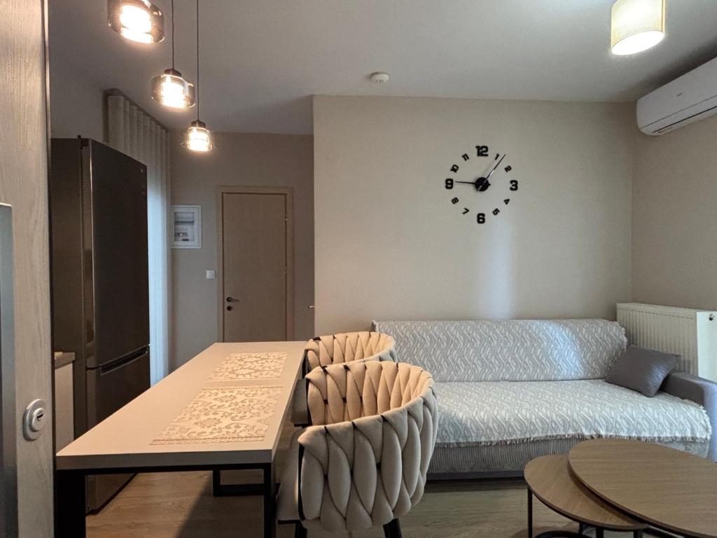 Aura Residence