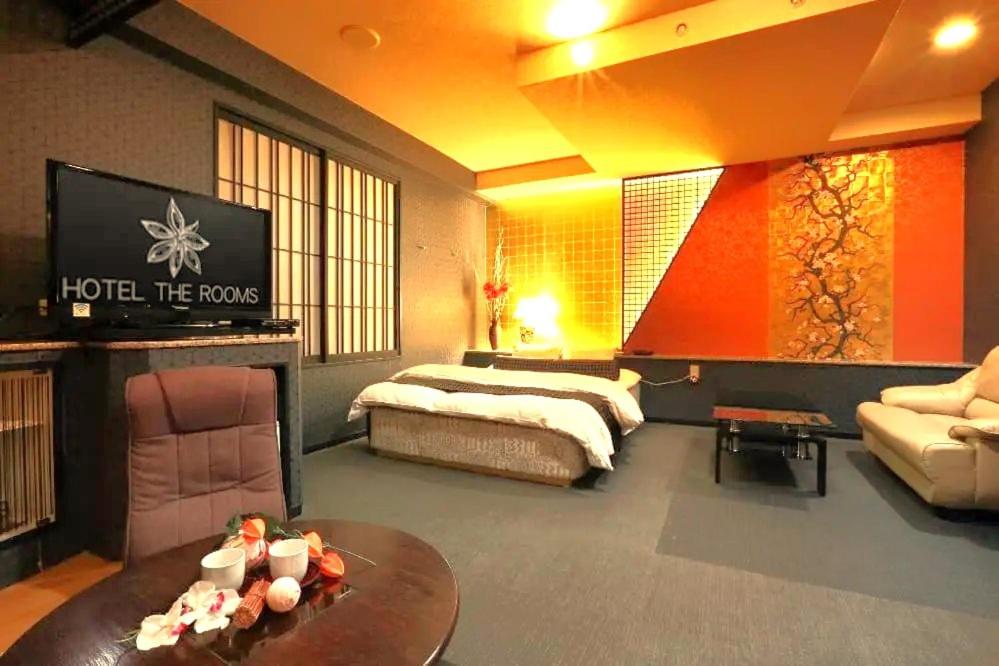 HOTEL the ROOMS - Couple's Hotel