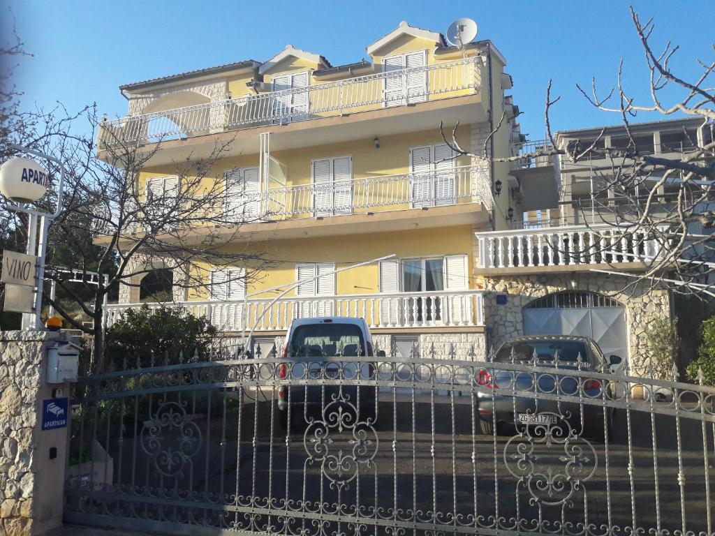 Budova, kde se apartmán nachází