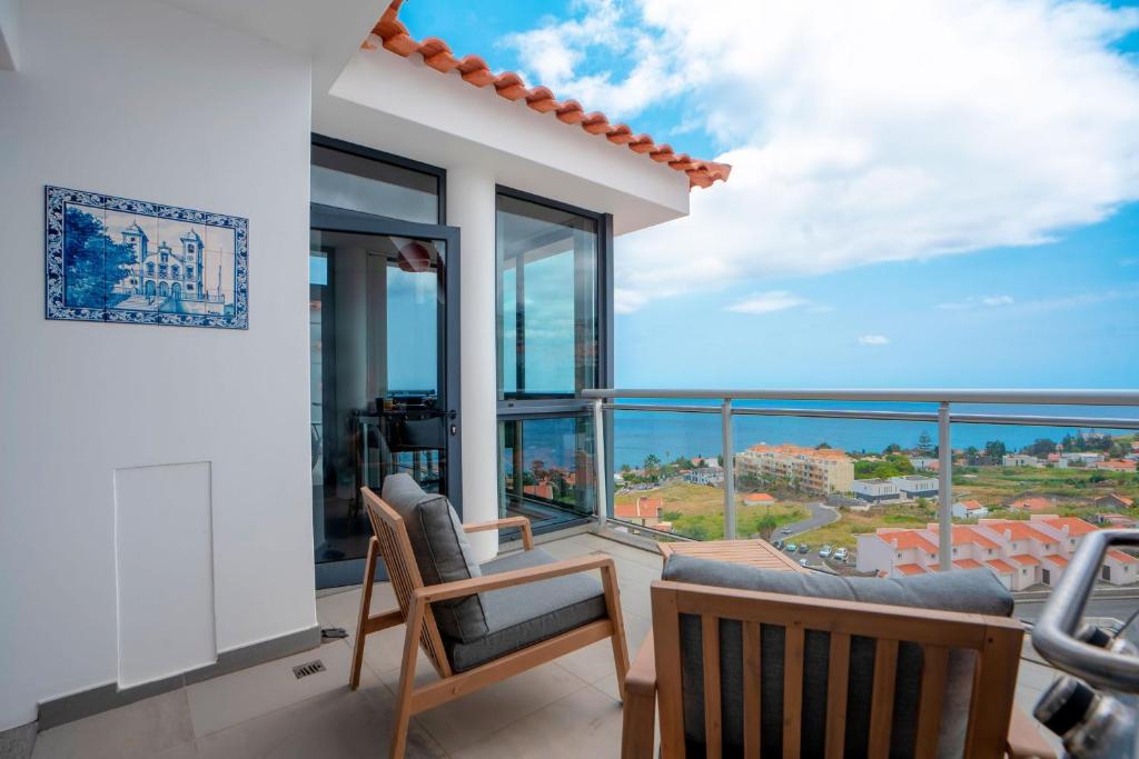 Penthouse Paradisus - pool&sea view by LovelyStay