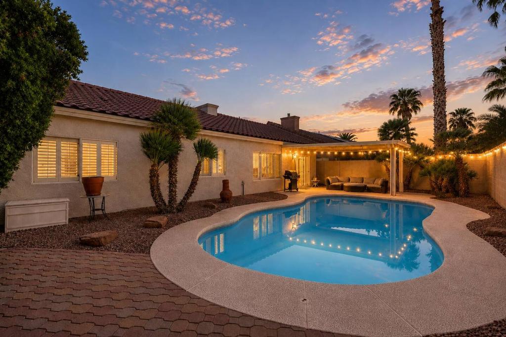 3BR Las Vegas Getaway Private Pool & Backyard, Las Vegas (updated ...