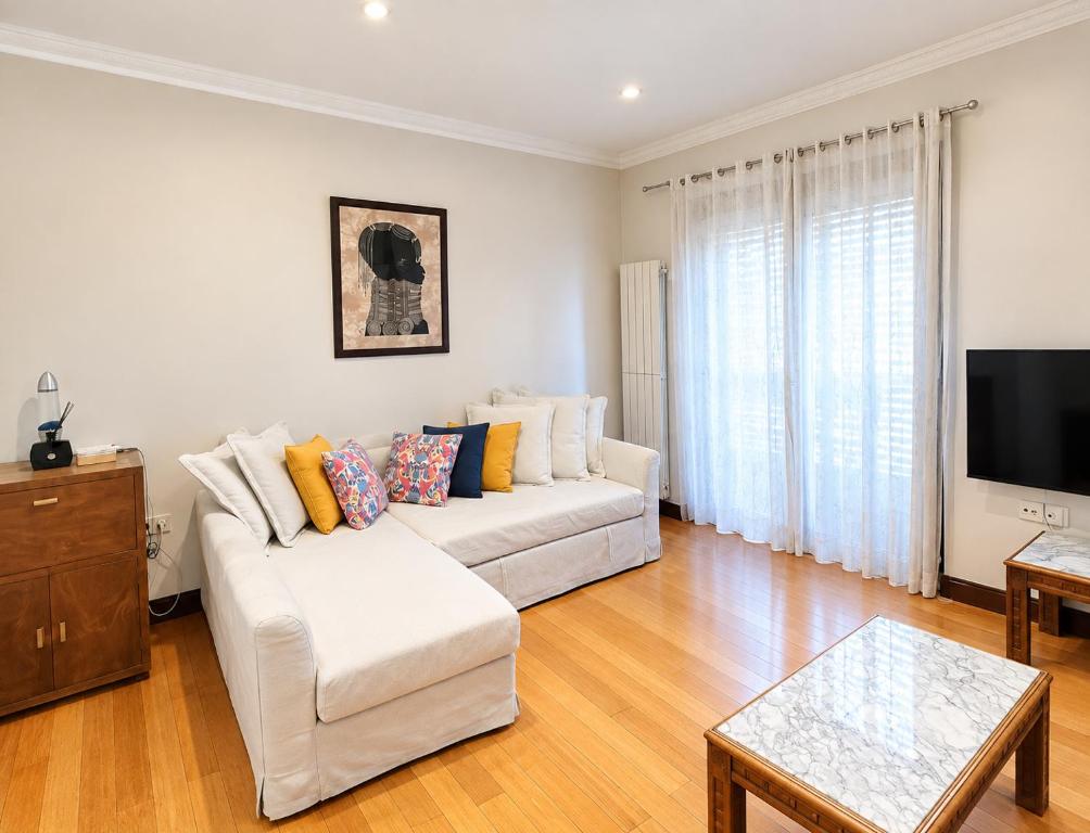 Centrally located flat in Madrid for 6 people