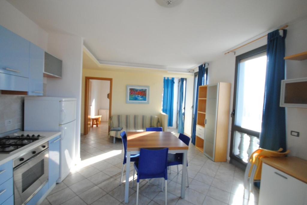 A kitchen or kitchenette at Villa Fiorella