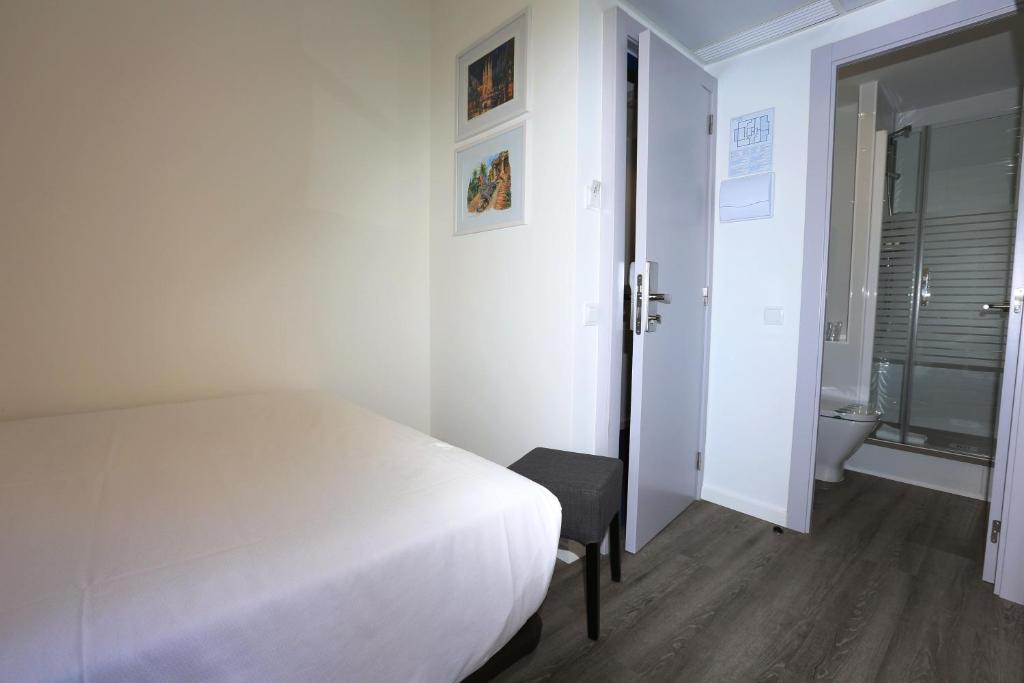 Hotel Alguer Camp Nou - Resim 36