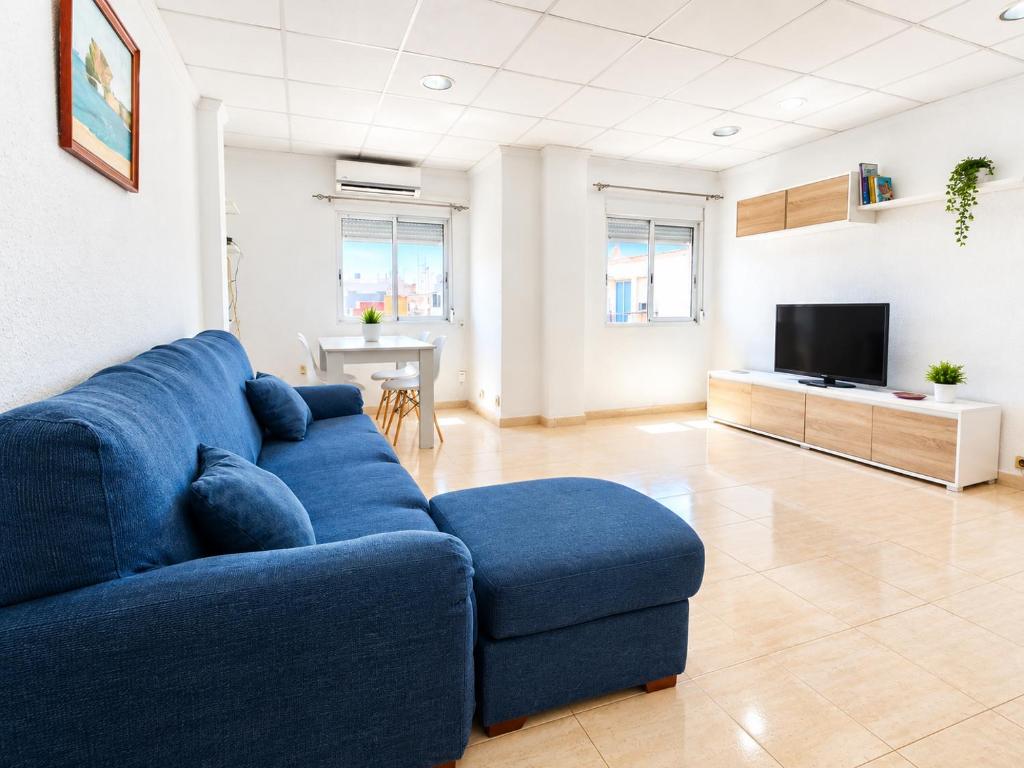 Apartamento junto a la playa de la Malvarrosa en Valencia, hasta 5 huespedes