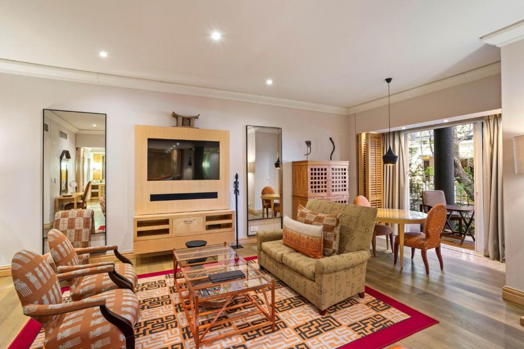 Saxon Hotel, Villas & Spa photo 2