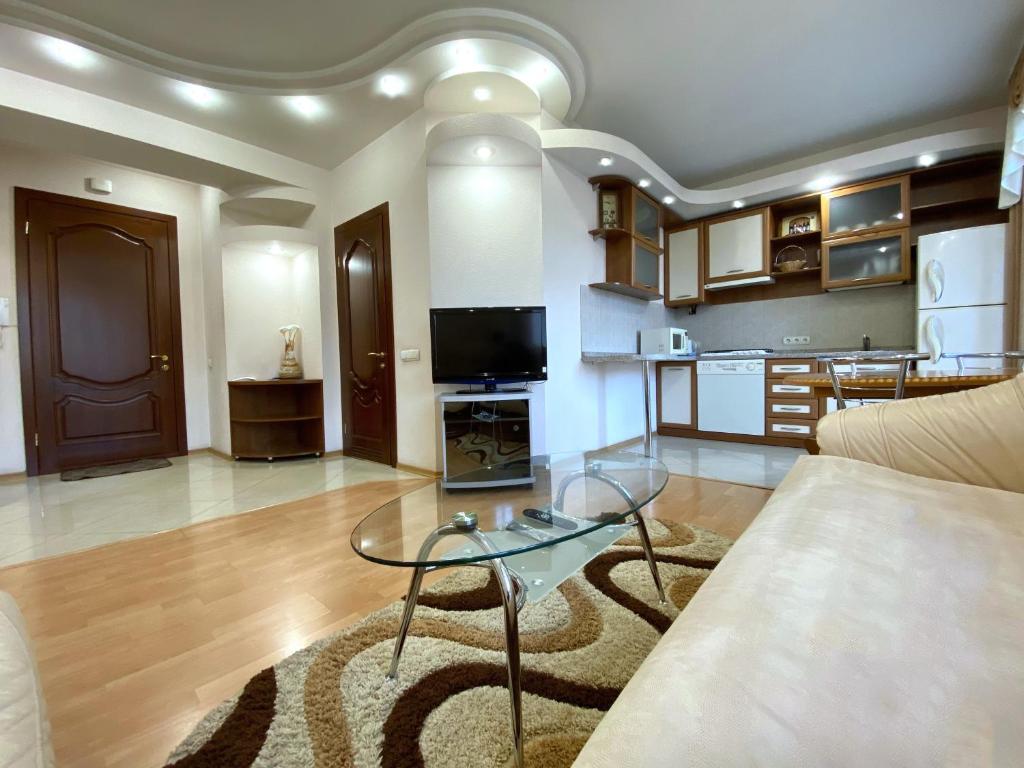 v Tsentri mista z dzhakuzi Apartments photo 4